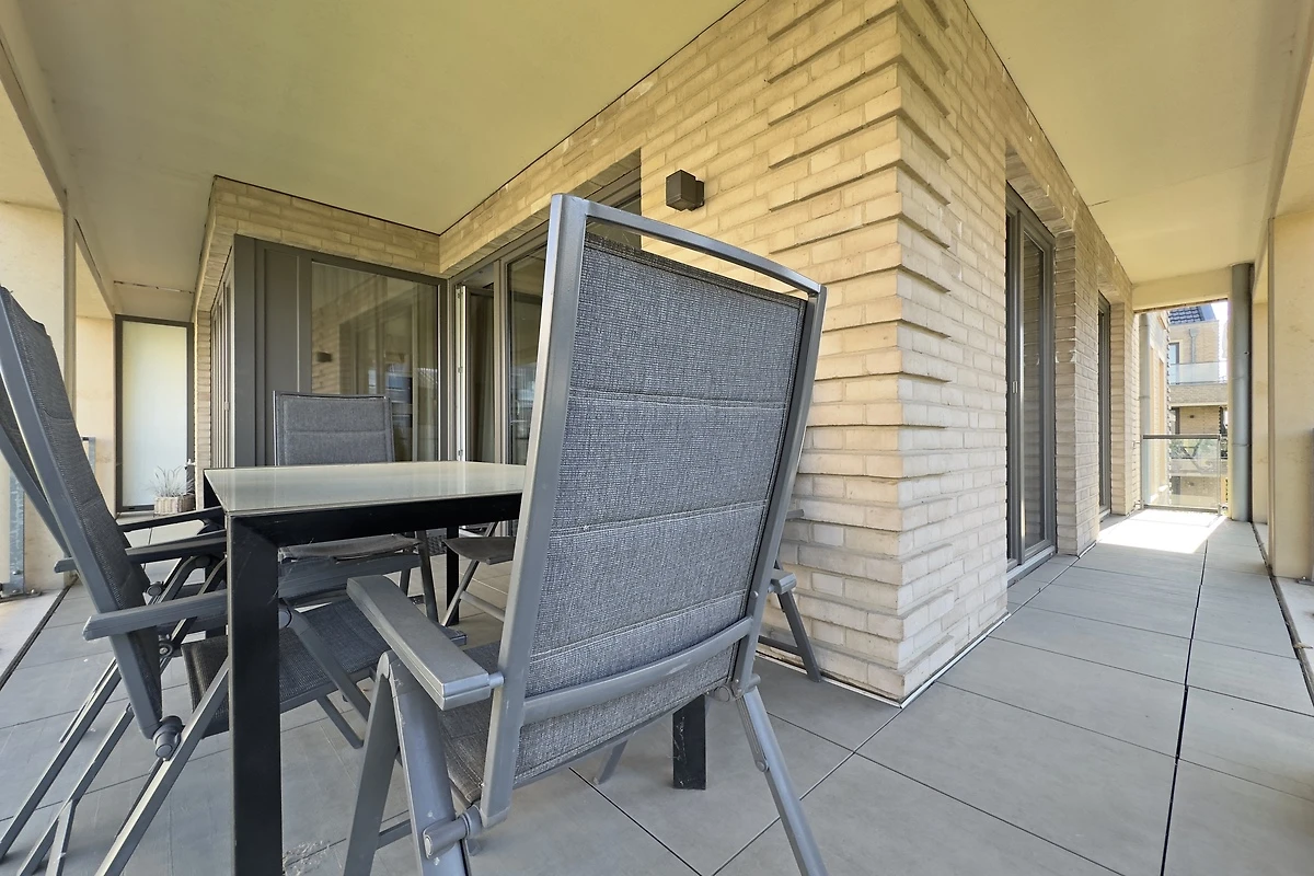 26731_39349485276571