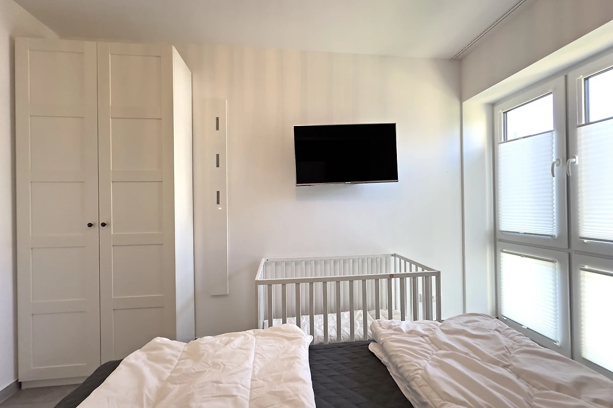 26731_94148485276571